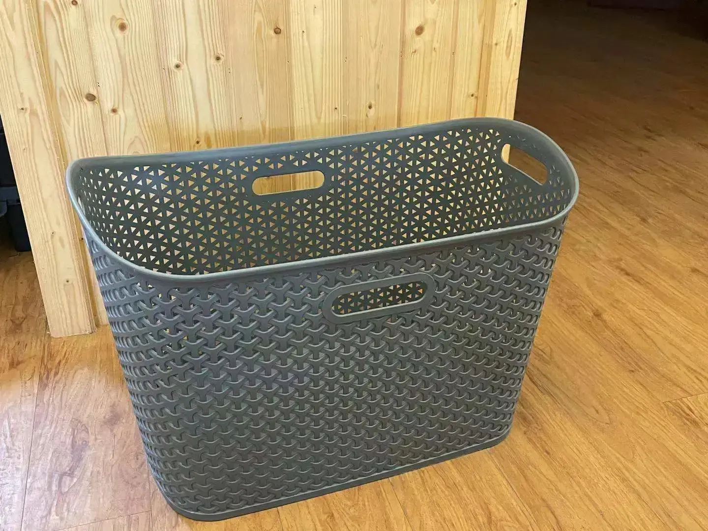The Function And Use Of Plastic Wicker Laundry Basket